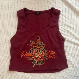 🥀Urban Outfitters🐍 Burgundy Graphic Crop Top